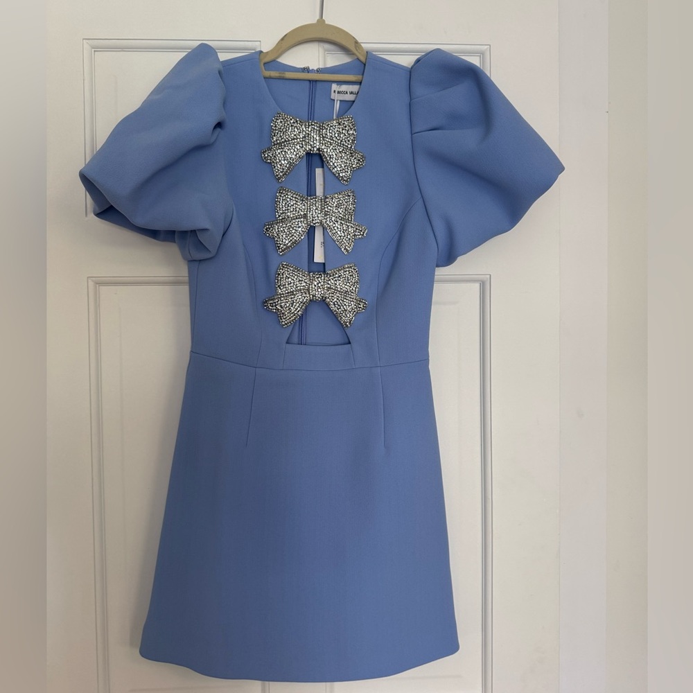 The most stunning dress.